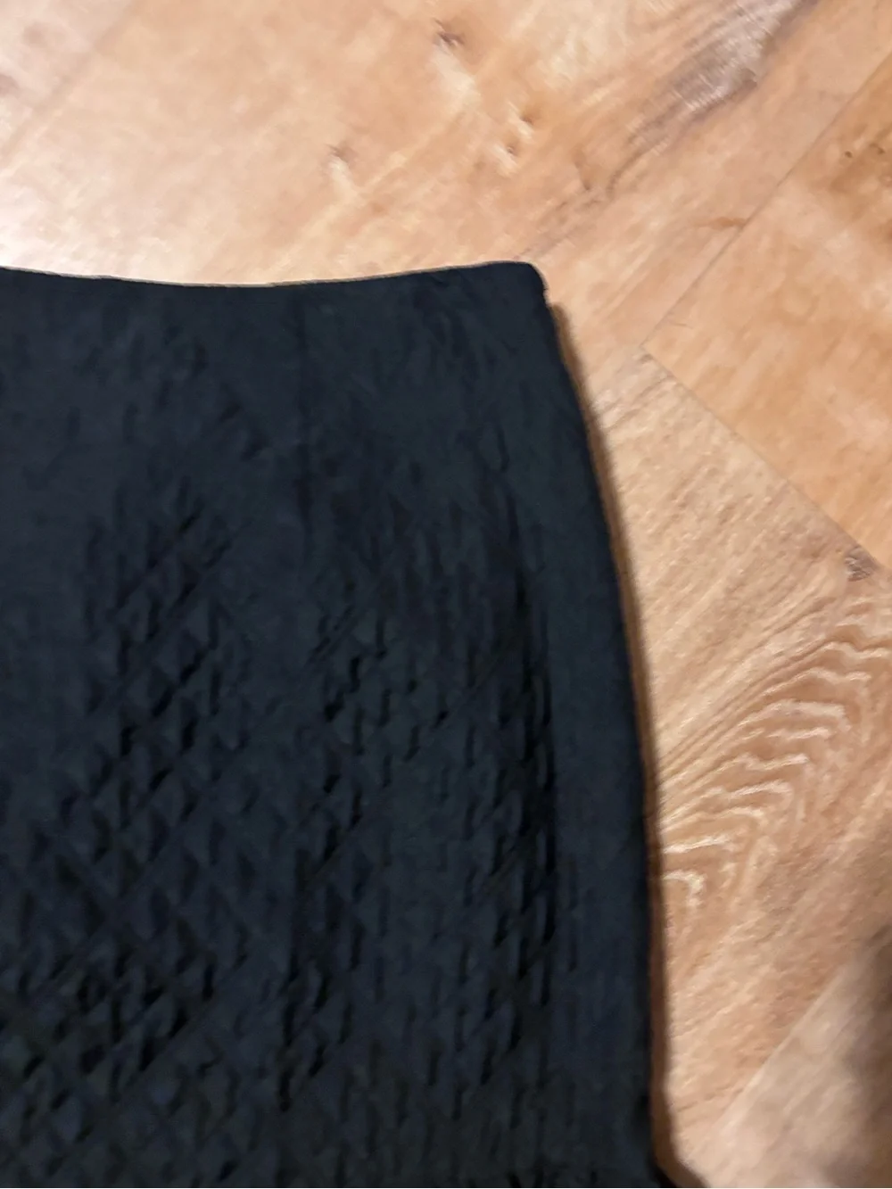 Quilted Black Flounce Hem Skirt - Women's Classic A-Line size 4